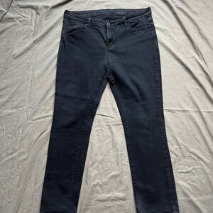 Black Levi's Eco Straight Jeans